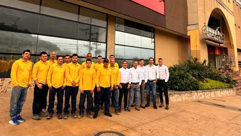 Equipo Setroc SAS en obra